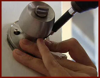 Locksmith Lock Store Passaic, NJ 973-864-3115 Locksmith Lock Store Passaic, NJ 973-864-3115 - 9-locks-change